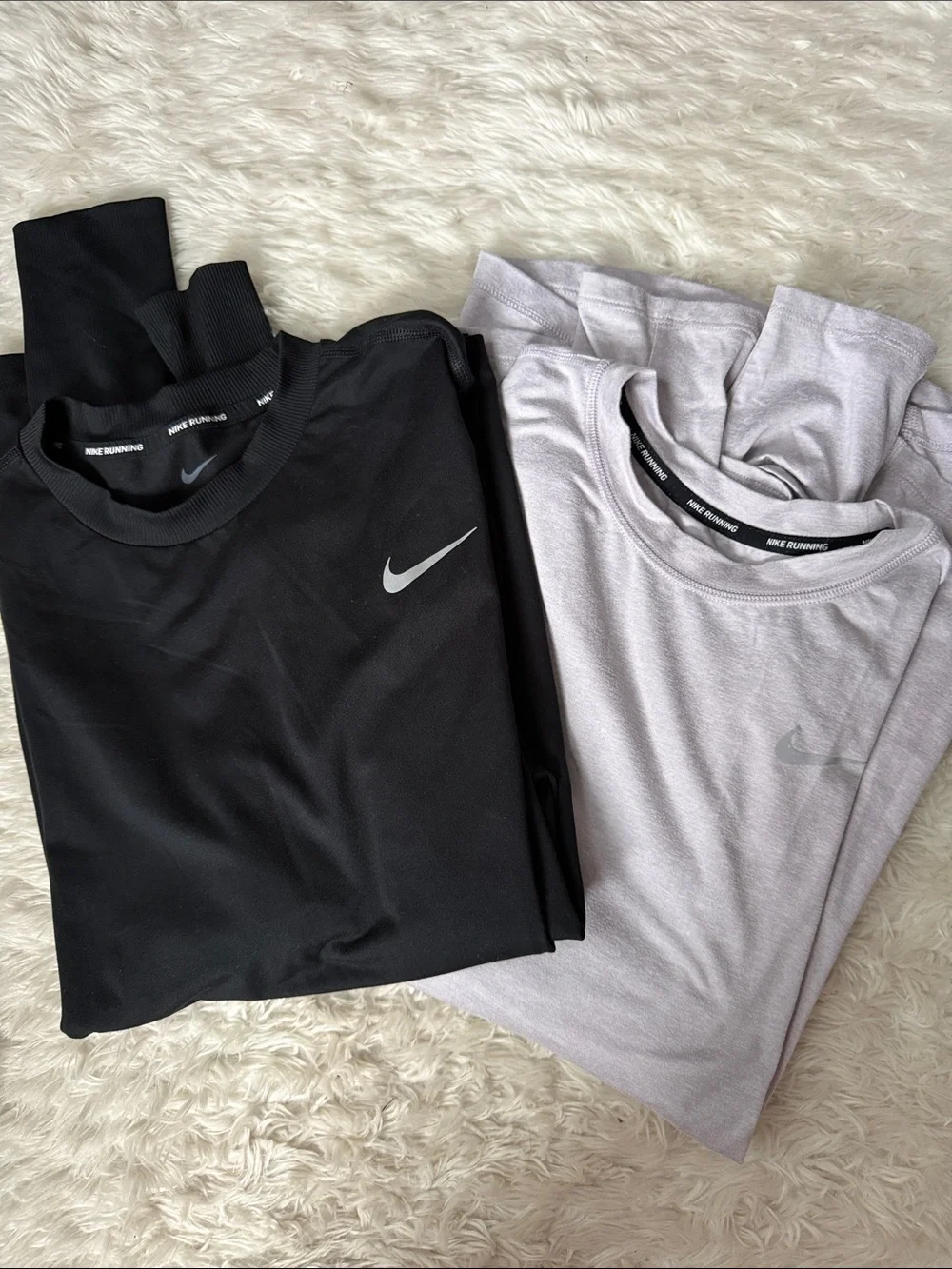 Nike Women’s Long Sleeve Tee Bundle (2)